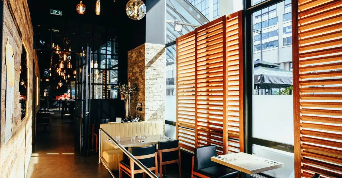 Restaurant Bar Design in the UAE: Types, Dimensions & Fit-Out Guide