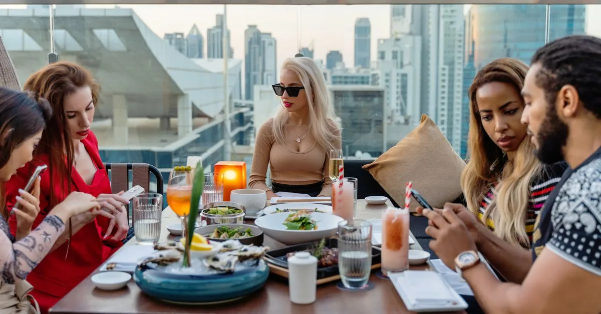 Restaurant Concepts, Formats & Market Trends in the UAE: The Complete Guide