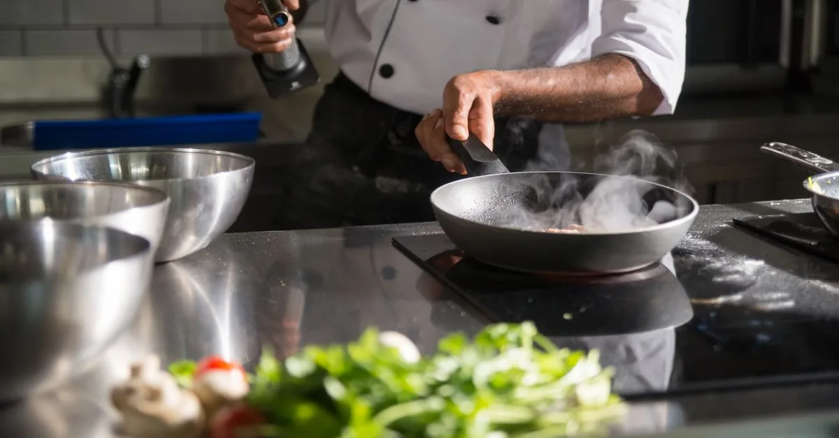 Commercial Kitchen & MEP Systems for UAE Restaurants: The Complete Technical Guide