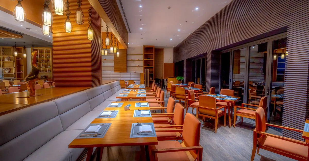 Restaurant Outdoor Terrace Design UAE: The Complete Al-Fresco Guide for Gulf Operators